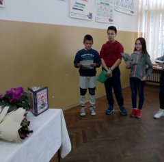 05.jpg